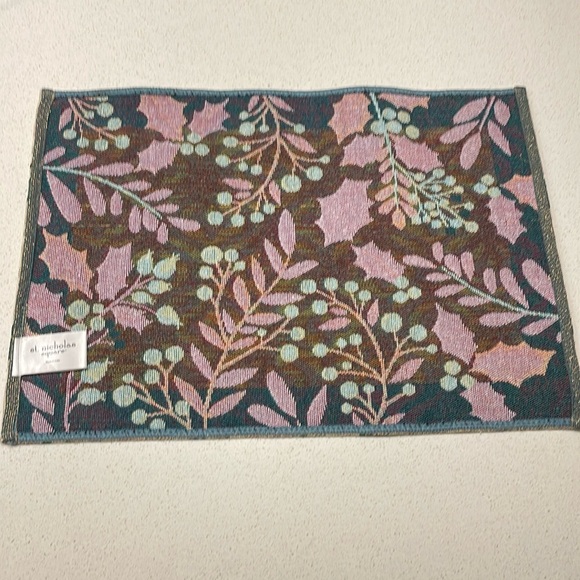 St. Nicholas Square Christmas Placemats - Picture 2 of 5